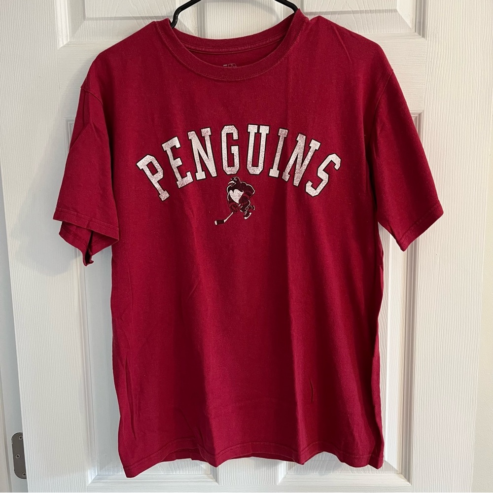 pittsburgh penguins hockey maroon tshirt